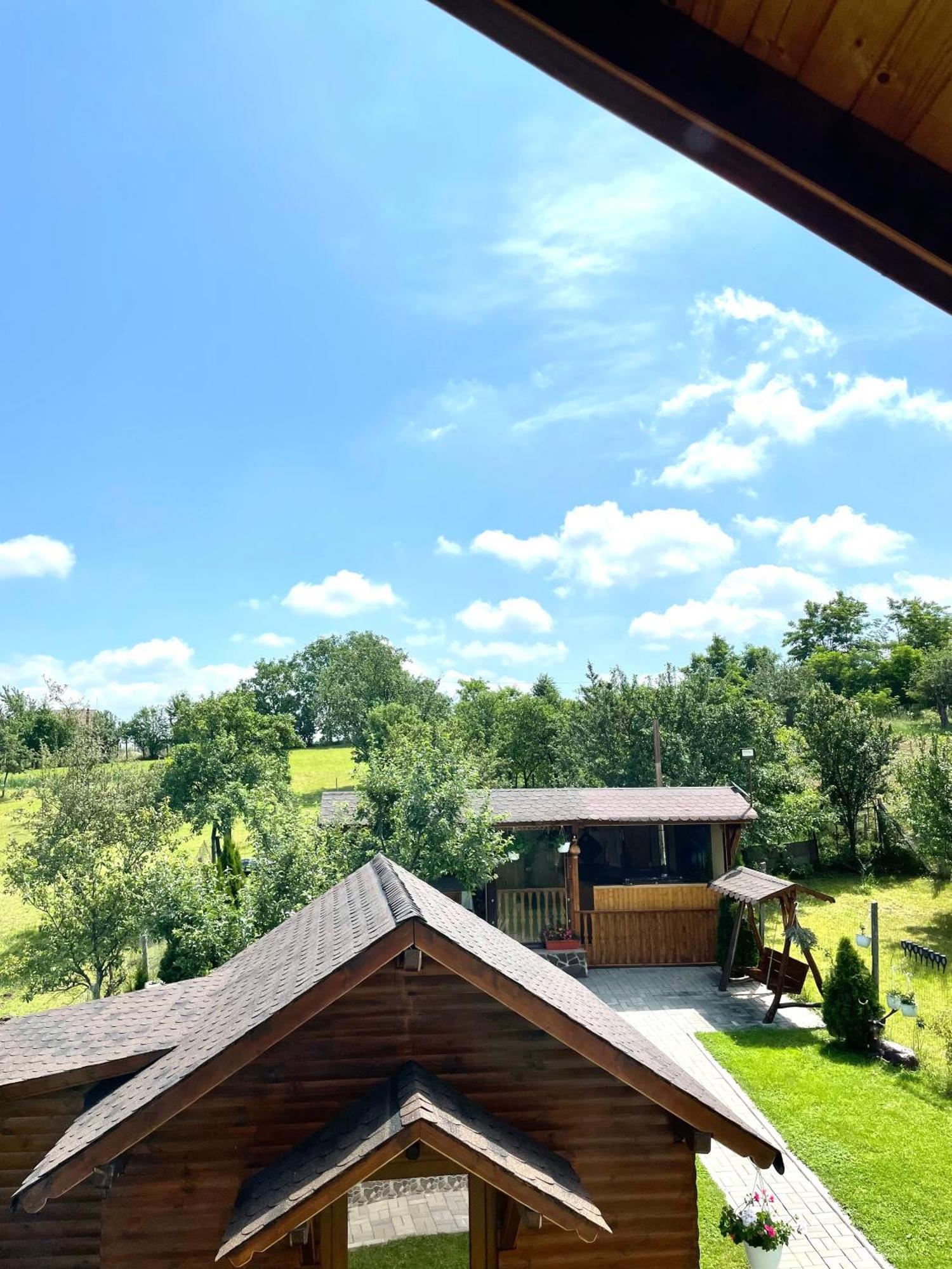 Casa De Vacanta Orlat Eksteriør billede